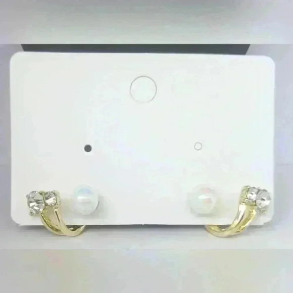 Single studded earrings with zircon stones - Picture 3 of 5